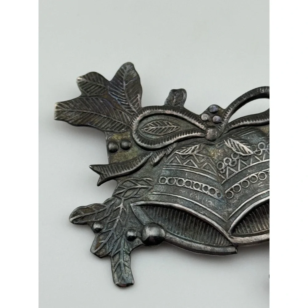 Sterling Silver Christmas Bells Bow Brooch
